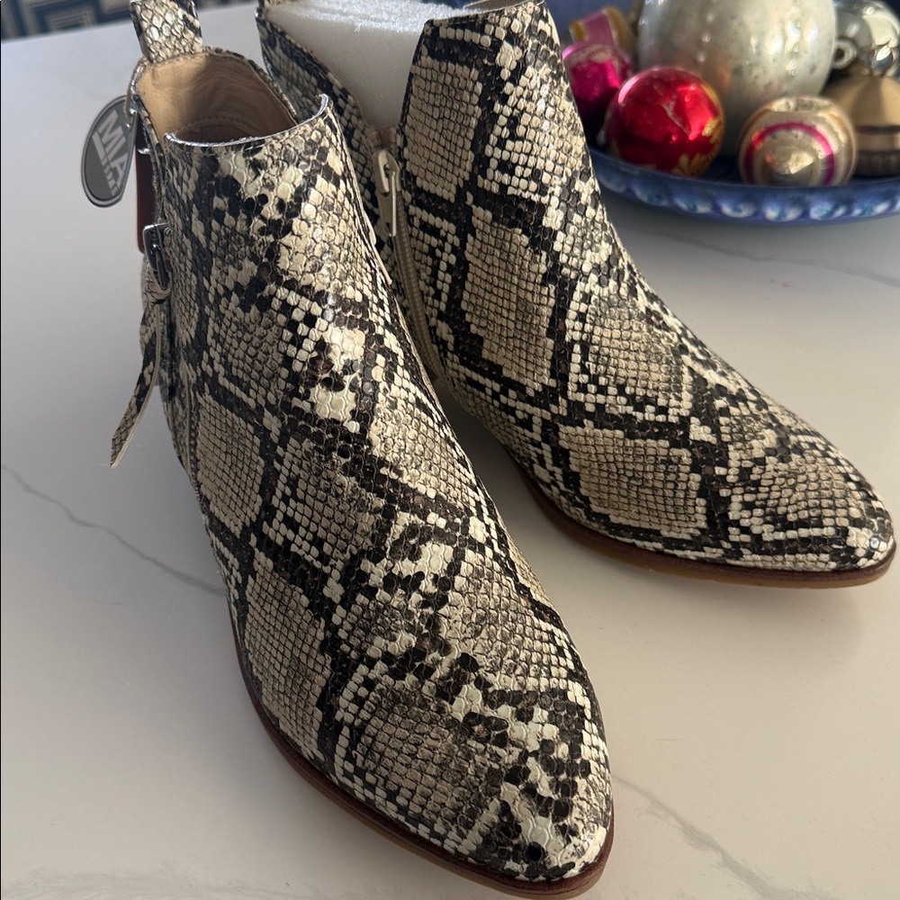 NEW MIA Auden Snakeskin Ankle Bootie